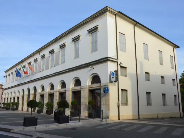 Municipio, Palazzo Jappelli